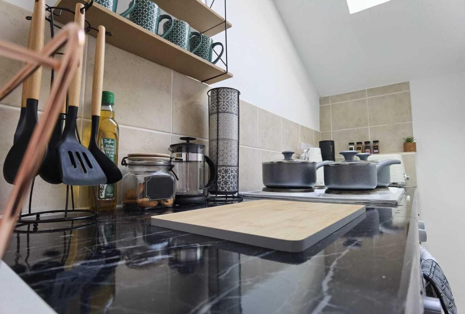 شقة Raleigh Ff&Tf - 1 Bed Georgian Flat In The Centre Of Exeter, Free Parking With Wifi المظهر الخارجي الصورة