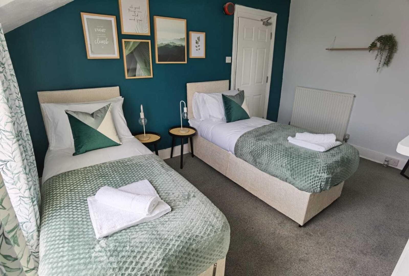 شقة Raleigh Ff&Tf - 1 Bed Georgian Flat In The Centre Of Exeter, Free Parking With Wifi المظهر الخارجي الصورة